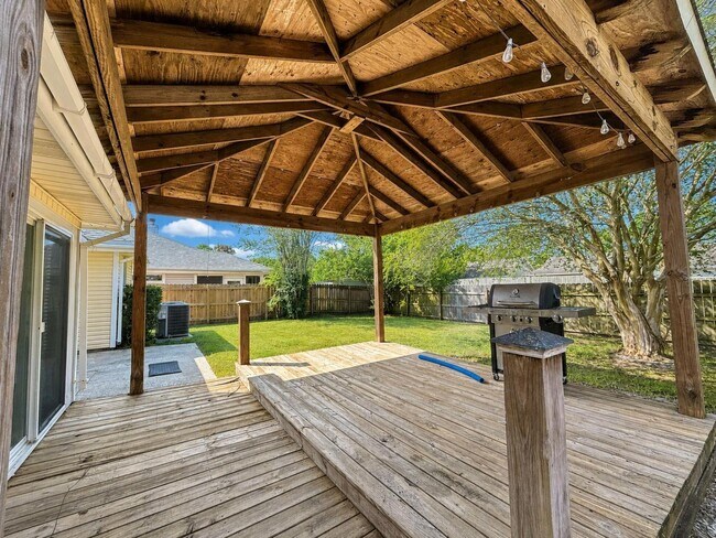 Building Photo - 1108 Post Oak Path