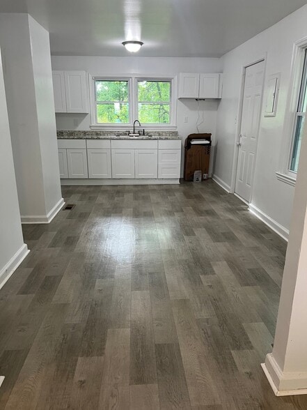 Building Photo - 6245 Ellis St