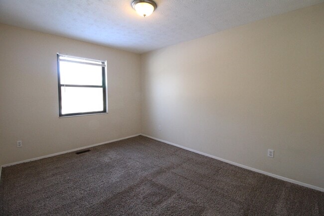 Building Photo - 3157 Millbury Ave