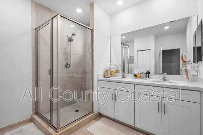 Building Photo - 13044 Anthorne Ln