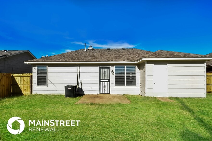 Building Photo - 4539 Longtree Ave