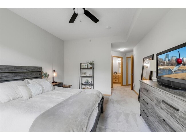 Building Photo - 2565 Franklin Ave