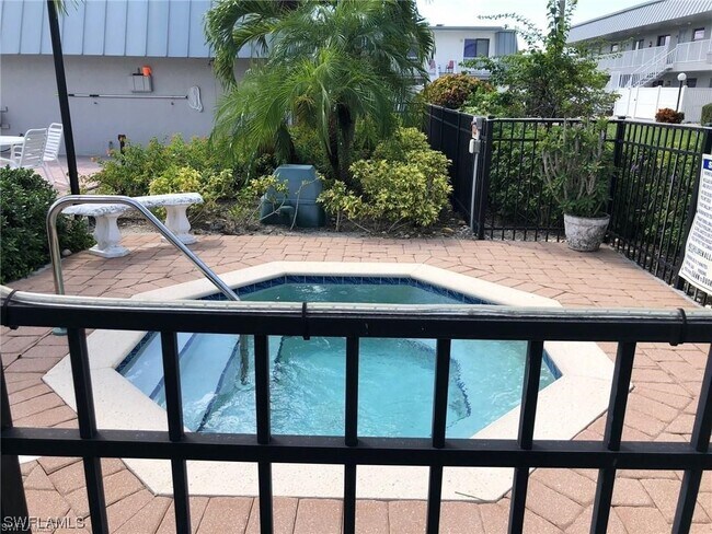 Building Photo - 6777 Winkler Rd