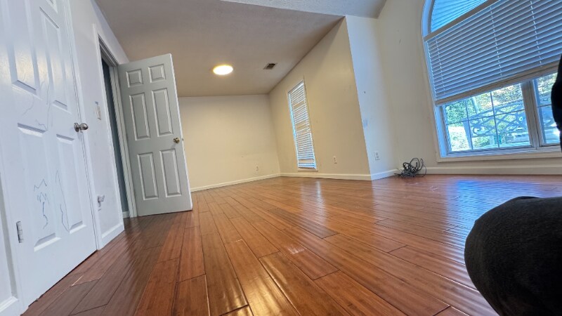 Building Photo - 2295 W Liddell Rd