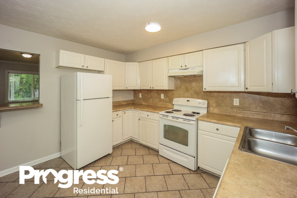 Building Photo - 5539 Hall Cir