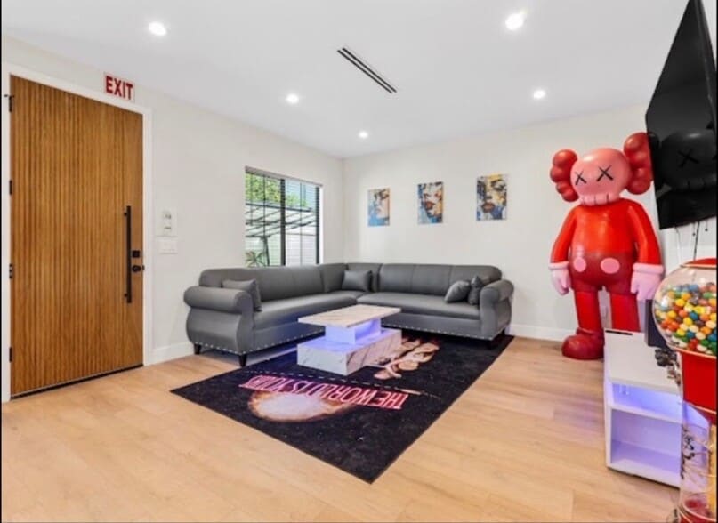 Building Photo - 2743 N Keystone St