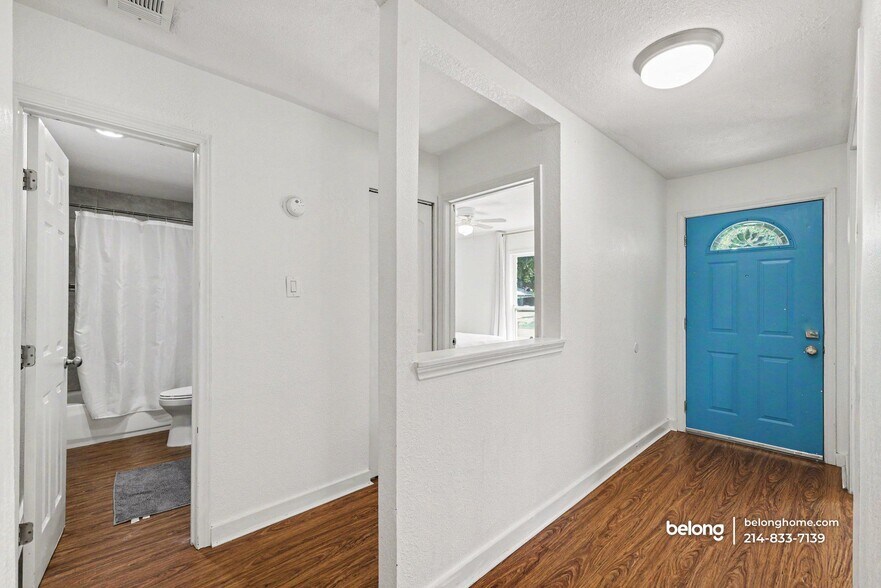 Building Photo - 6556 Osage Trail