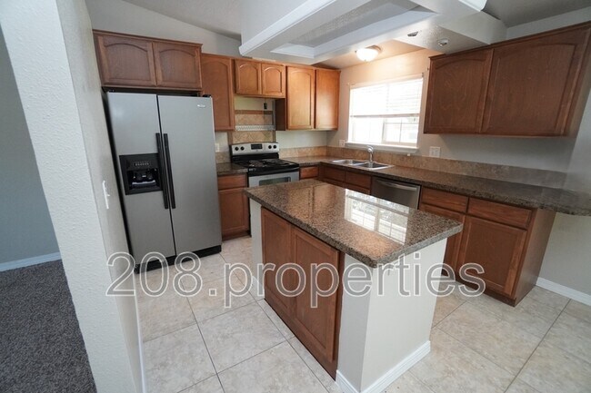 Building Photo - 698 Berwick Dr