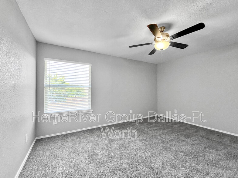 Building Photo - 507 Binkley Ct