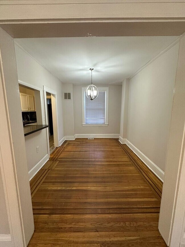 Building Photo - 4801 Cordelia Ave