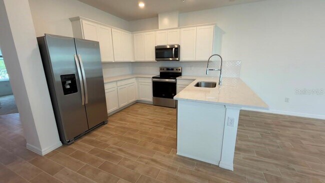 Building Photo - 4568 ORCHARD VIEW Aly