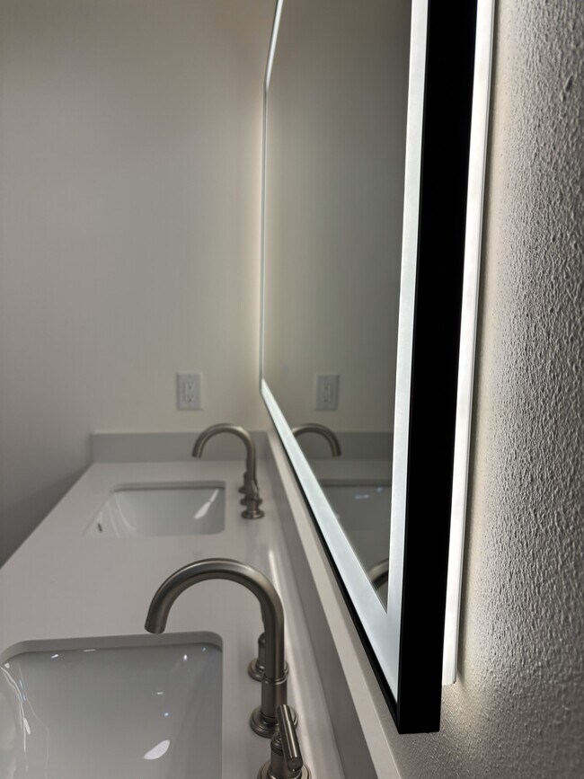 Building Photo - 17 N Tupelo Cir