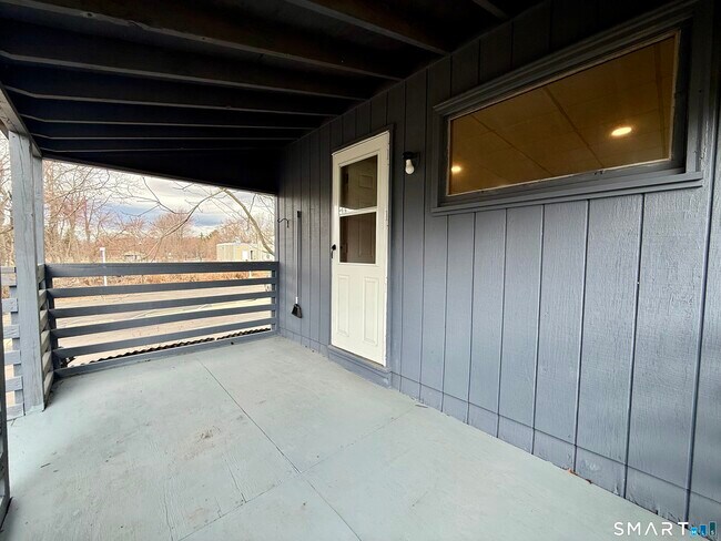 Building Photo - 41 Waterbury Rd