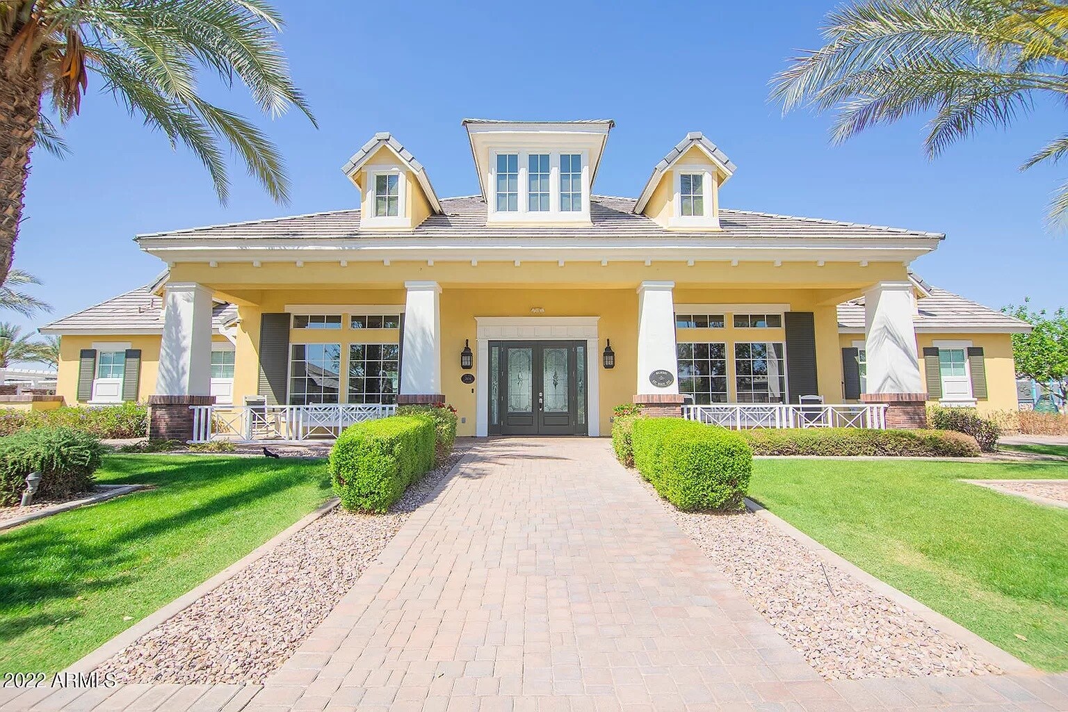 Club house - 10560 E Nichols Ave