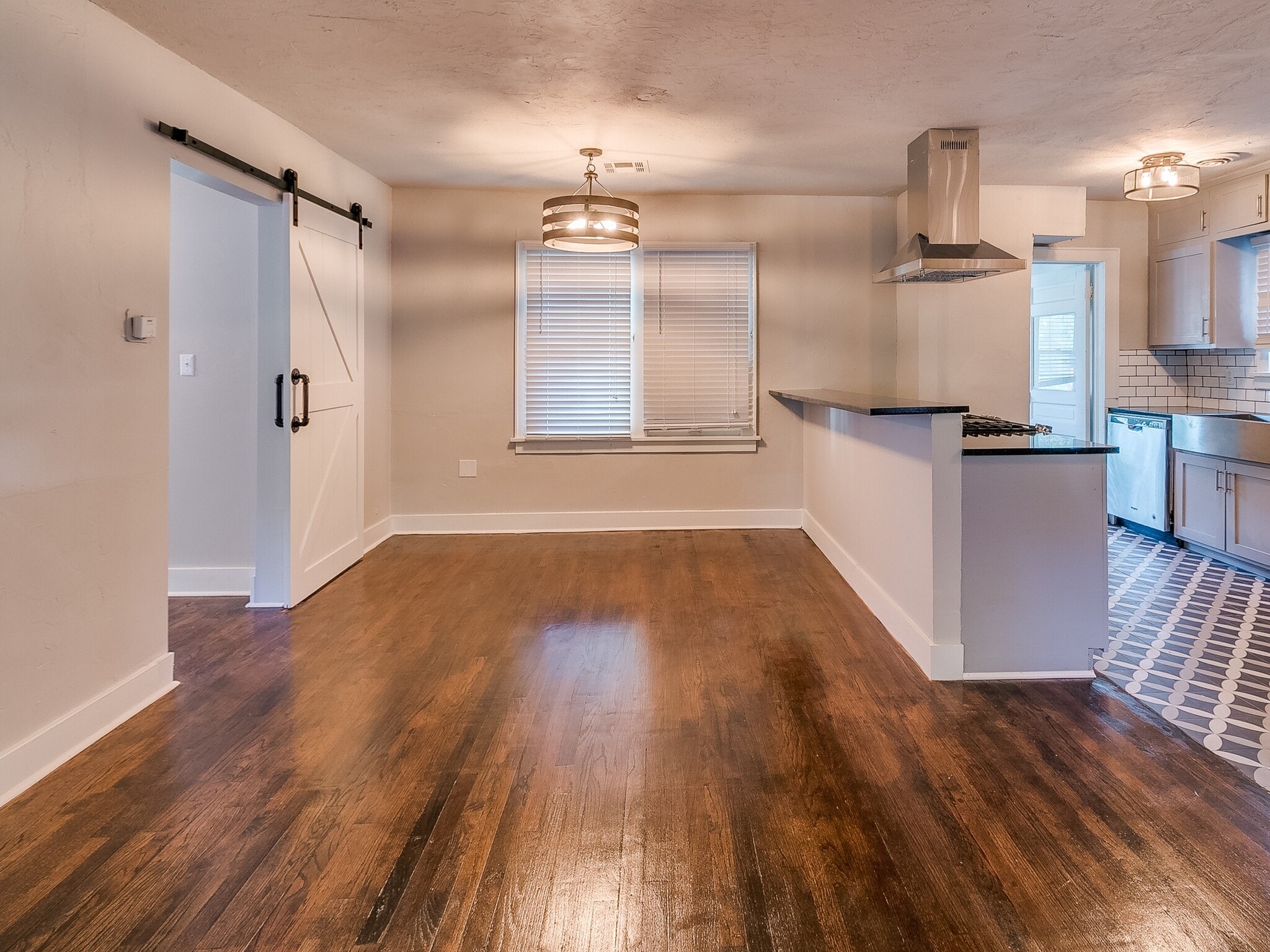 Building Photo - 1004 NW 32nd St