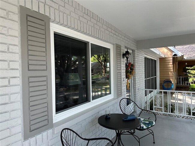 Building Photo - 8552 SW 93rd Pl