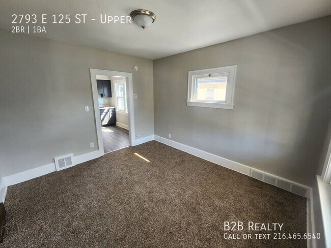 Building Photo - 2793 E 125th St