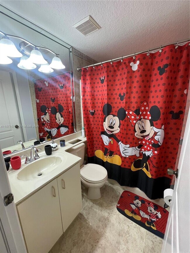 Building Photo - 17405 NW 75th Pl