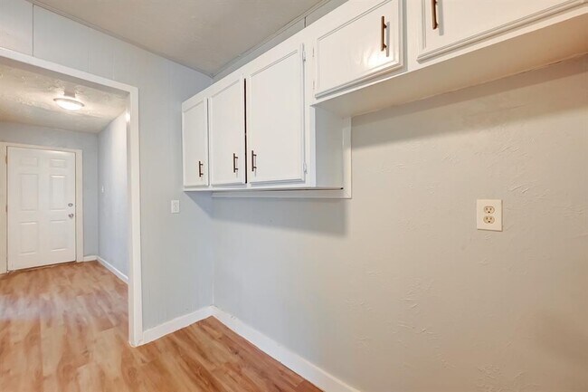 Building Photo - 4113 Dawson Ln