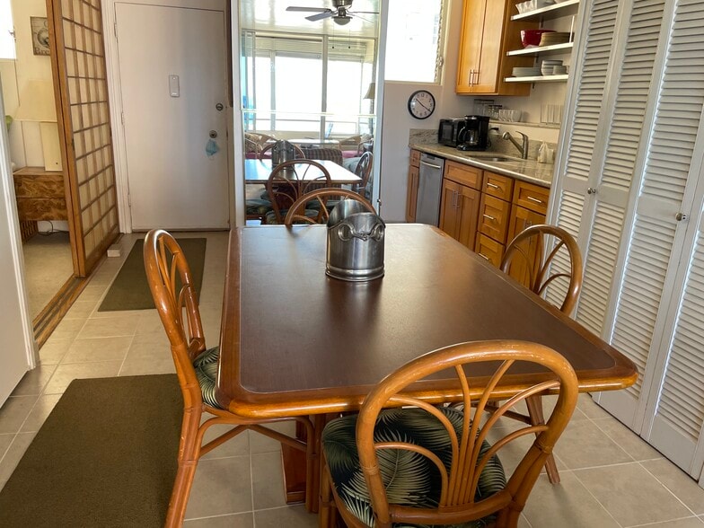 Building Photo - 1676 Ala Moana Blvd