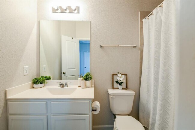 Building Photo - 24967 Goldoni Dr