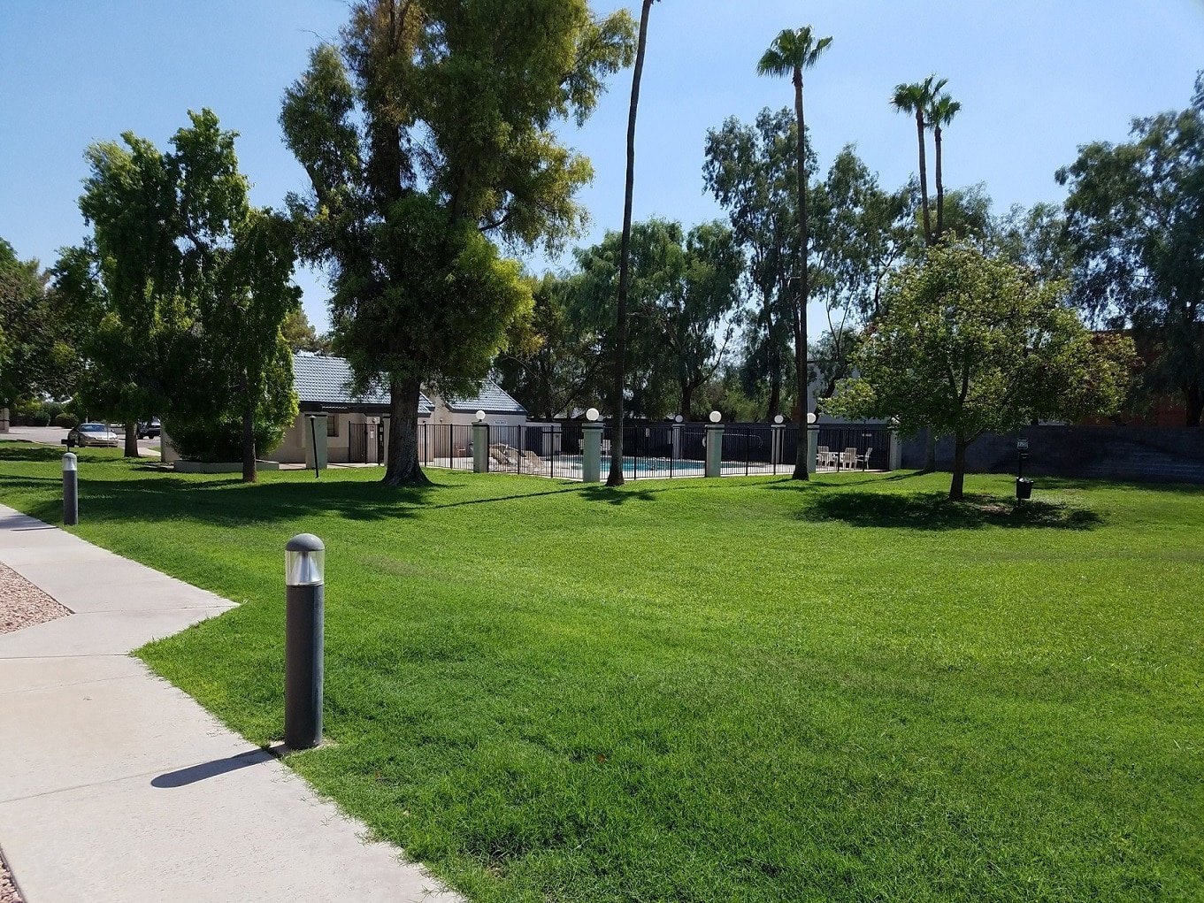 Building Photo - 3716 E University Dr