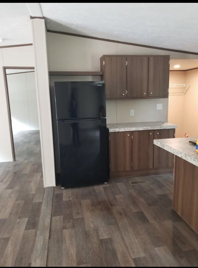 Building Photo - 123 Pintail Ln