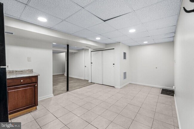 Building Photo - 10304 Nightmist Ct