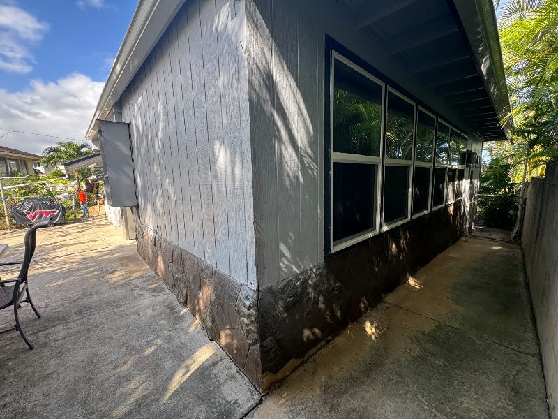 Building Photo - 1345 Akaiki St