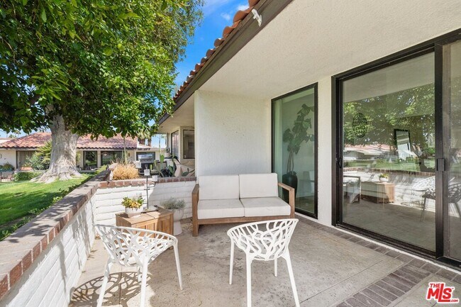 Building Photo - 43 Cll Encinitas