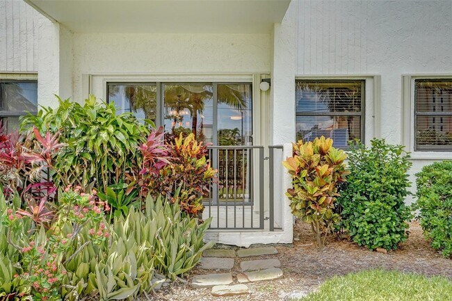 Building Photo - 1201 S Ocean Dr