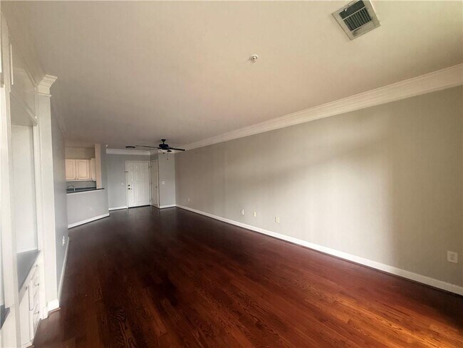 Building Photo - 3334 Peachtree Rd
