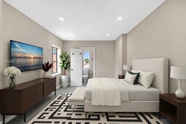 Building Photo - 1600 SW 9th St