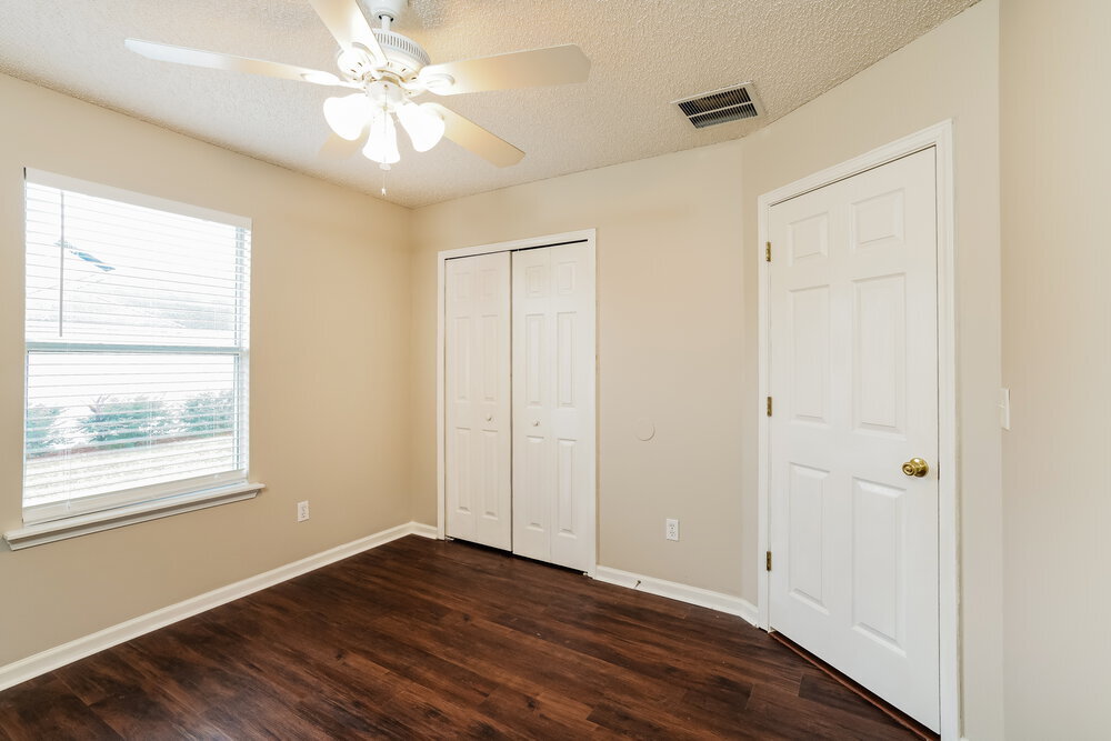 Building Photo - 3095 Seth Dr