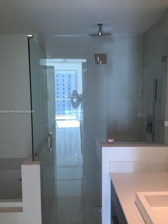 Building Photo - 1100 S Miami Ave