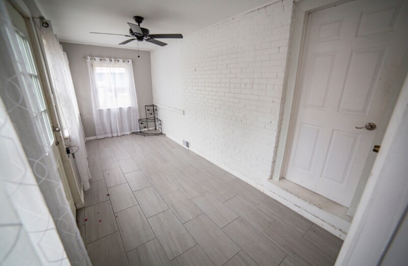 Building Photo - 4572 Rumsey Ave