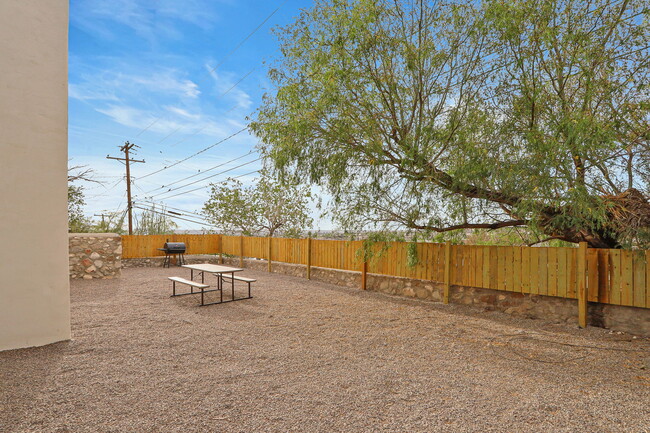 BBQ Grill & Picnic Table - 5200 Carousel Dr