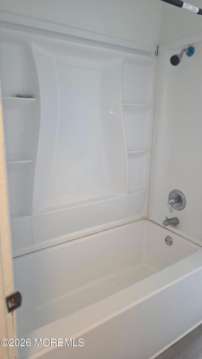 Building Photo - 21 Atkins Ave