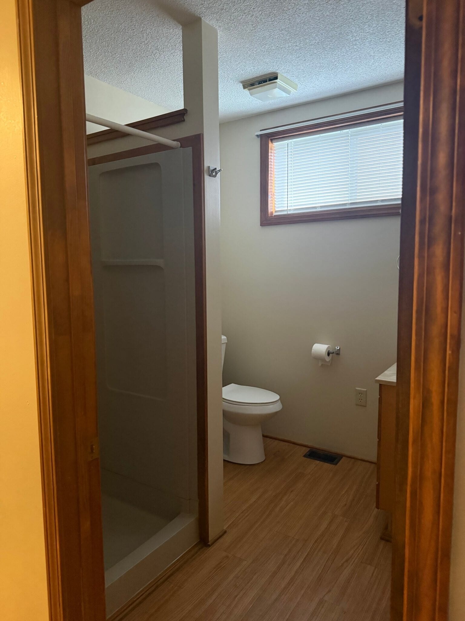 Building Photo - 222 Scottwood Ave