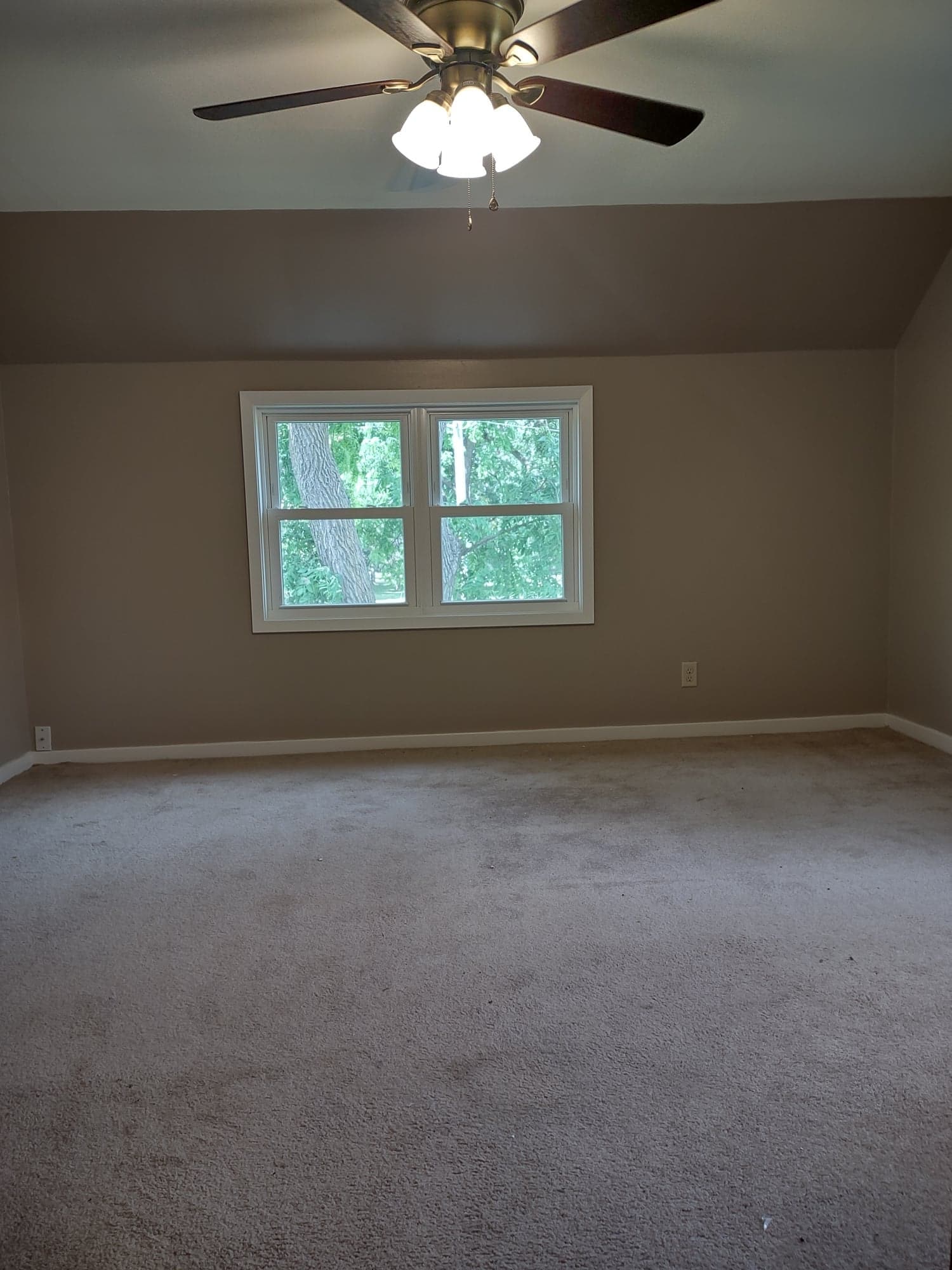 northwest bedroom - 8563 Crane Creek Rd