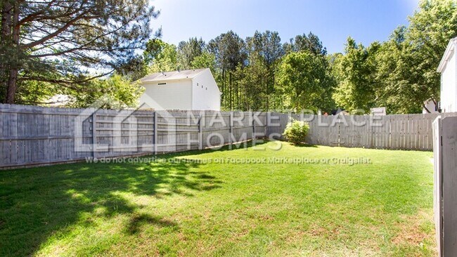 Building Photo - 602 Spanish Oak Dr