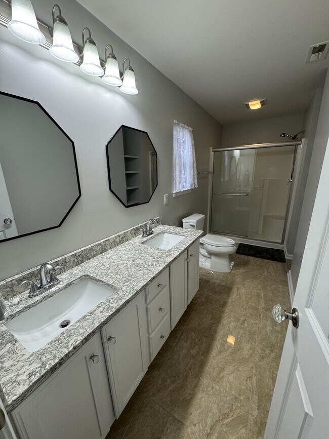 Building Photo - 2016 Saltwater St