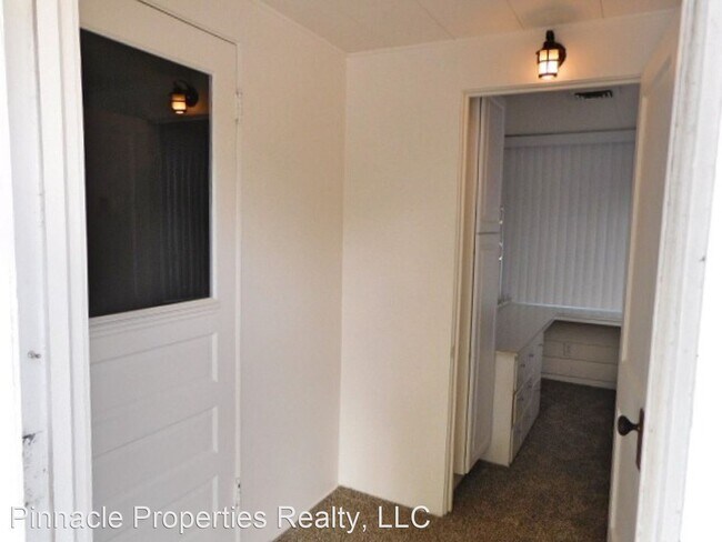 Building Photo - 3 br, 2 bath House - 1821 10th Ave. W.