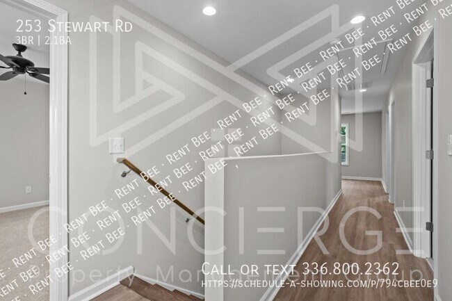 Building Photo - 253 Stewart Rd SE