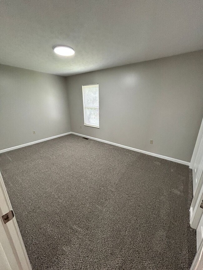 Building Photo - 1524 Pearl Ave