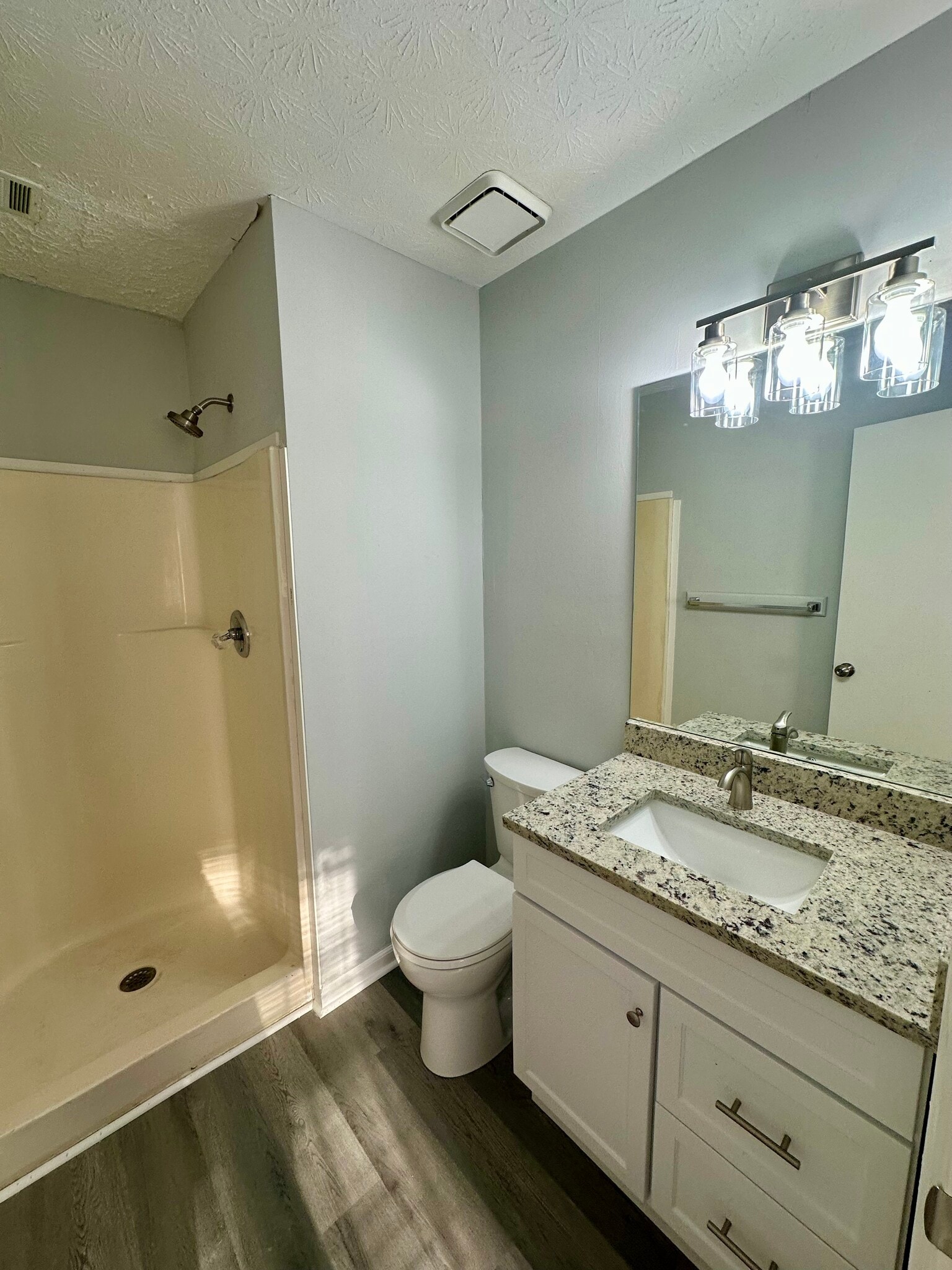 Building Photo - 1749 Hunting Creek Dr SE