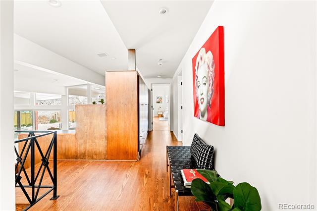 Building Photo - 51 S Dahlia St