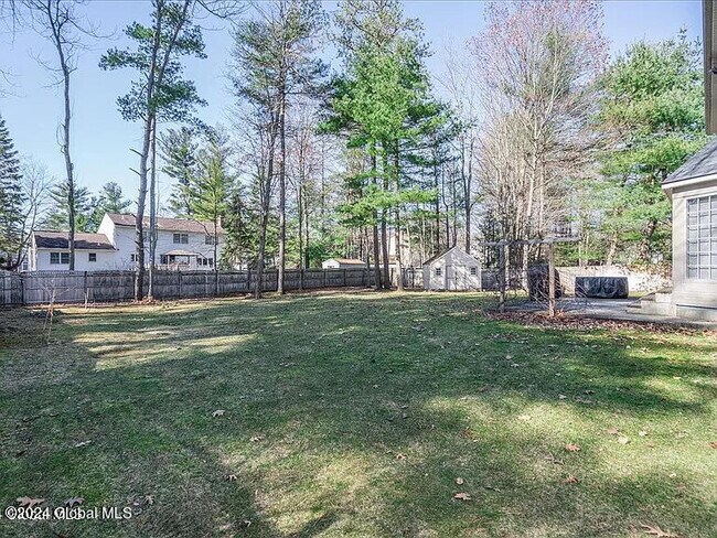 Building Photo - 633 Salvia Ln