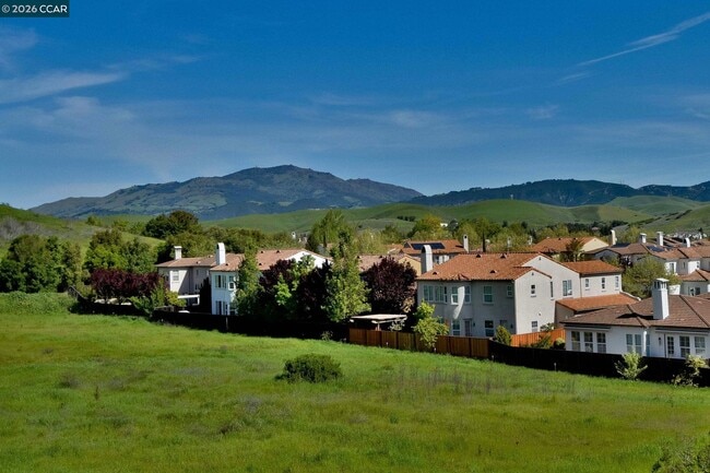 Building Photo - 440 Bollinger Canyon Ln