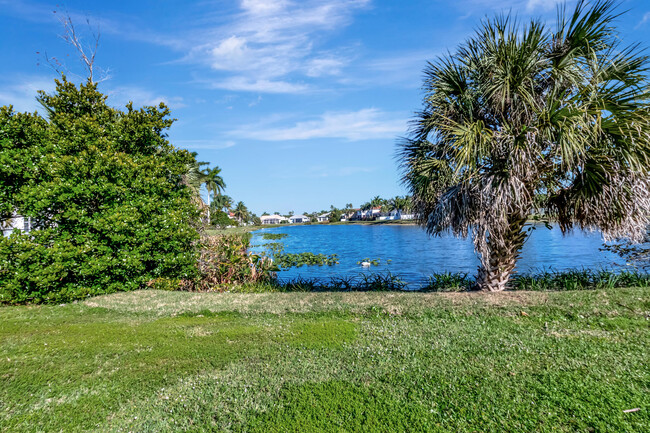 Building Photo - 11380 Sea Grass Cir